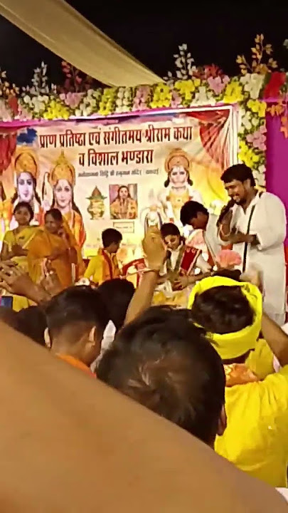 short video #tiktokvideo #viral video #bhakti song #karuna karo kast haro Gyan do bhagwan