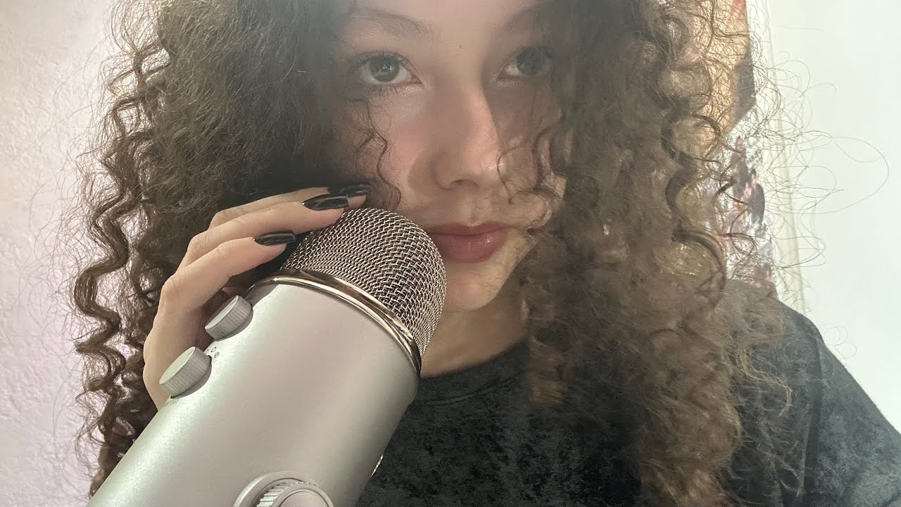 асмр для крепкого сна!! шепот, звуки рта, звуки рук!!