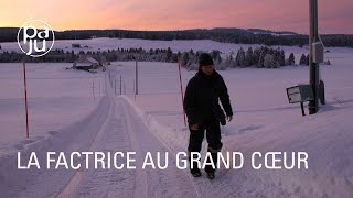 Le quotidien d’une factrice dans la petite Sibérie suisse