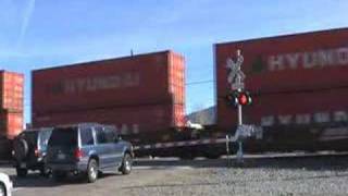 BNSF Container Train with NS and DPU - Tehachapi, California