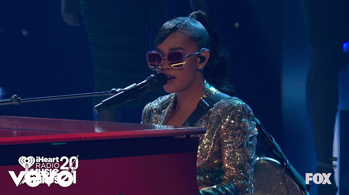 Bennie and the Jets Acoustic version - Acoustic performance video thumbnail