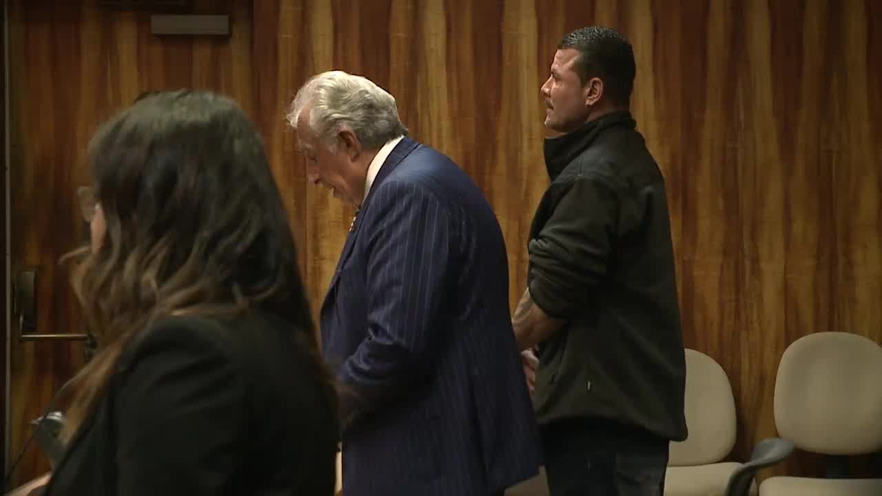 Attempted murder suspect pleads not guilty - YouTube