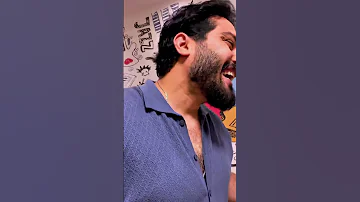 قلبى يعيدلى كل كلامك كلمه كلمه يعيدها عليا لسه شفايفى شايله سلامك شايله أمارة حبك ليا احمد زعيم 