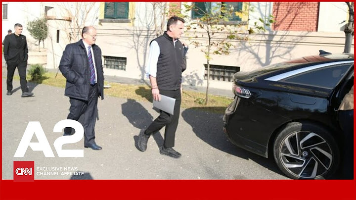 Veliaj firmos vendime ende nga qelia. A do të shkarkohet? Ç'po ndodh?