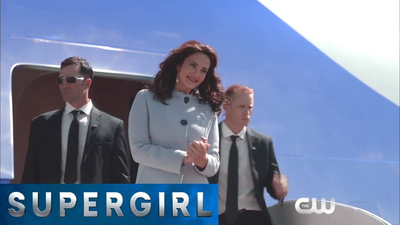 Supergirl | Season 2 Episode 3 - 'Welcome to Earth' Scene 2 - YouTube