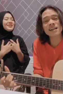 viral tik tok emas hantaran cover anggi bikin baper