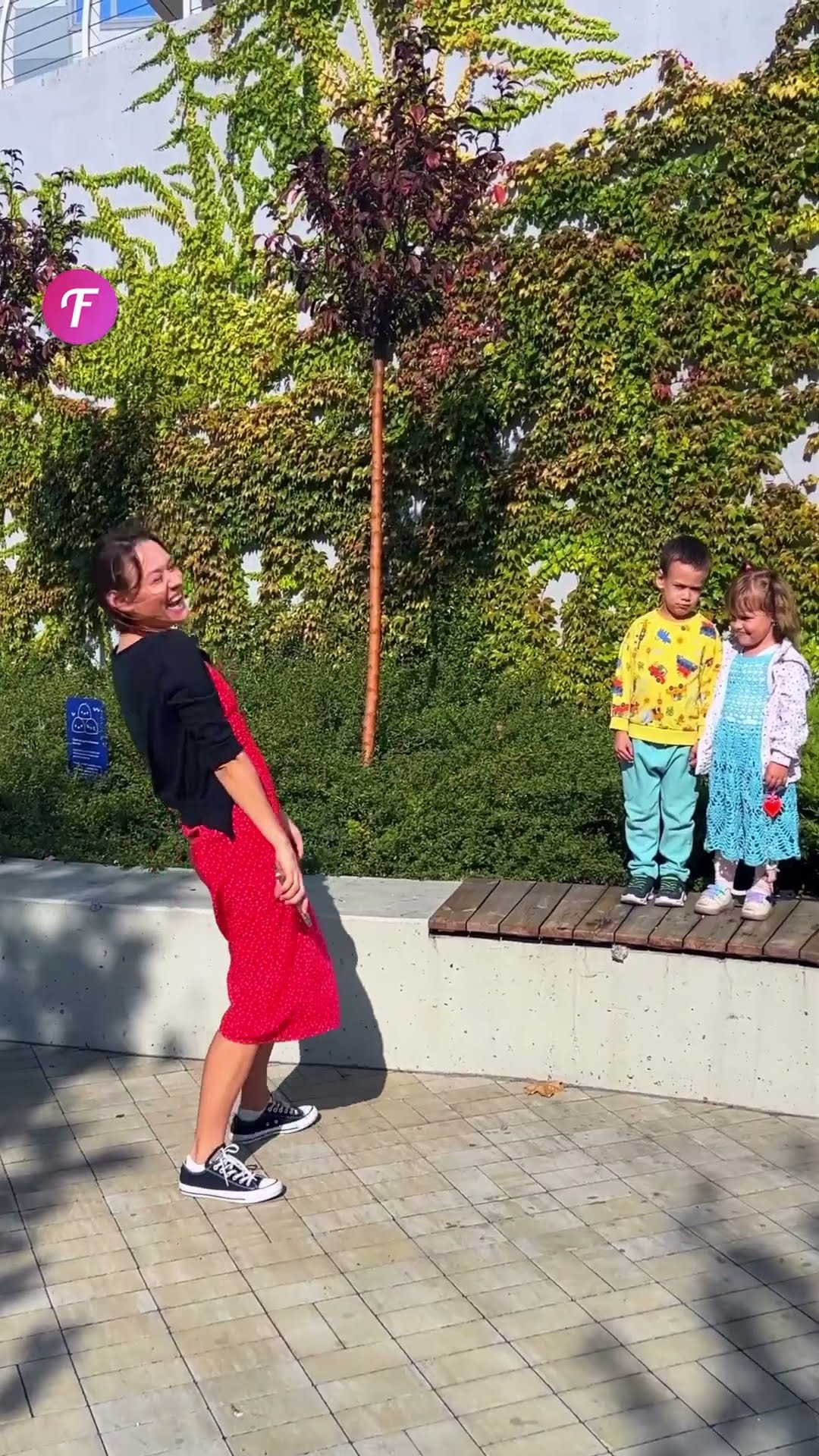 What's the SECRET to Making Mom's Comedy Show So FUNNY? #shorts