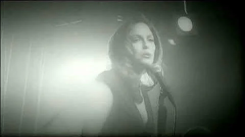 Hilary Kole sings Duke Ellington's "I Didn't Know ...