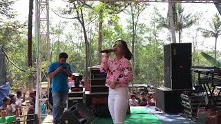 Edot Arisna main di romansa sexi banget