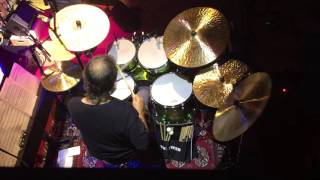 Vinnie Colaiuta at SF Jazz Center with Zakir Hussain chords
