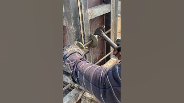 Bracing Column Formwork #construction #building #civilengineering #concrete #machinery