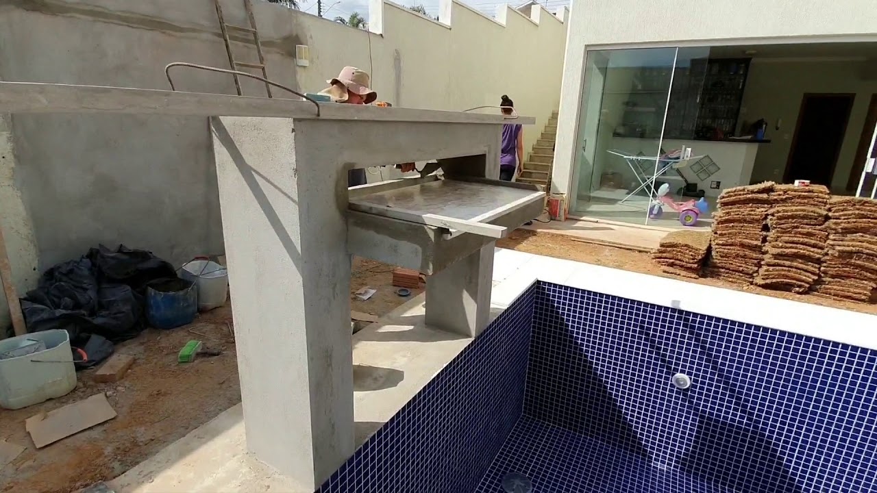 Concluindo piscina. Lindo acabamento. Ótima paginação.