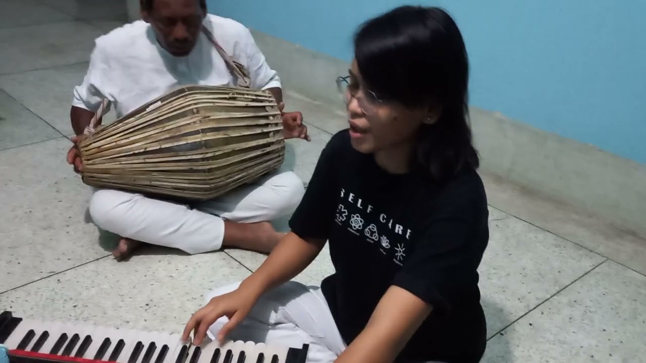 Bhajan by Hoimanti Sinha with her father at  BBSR Satsang Vihar.