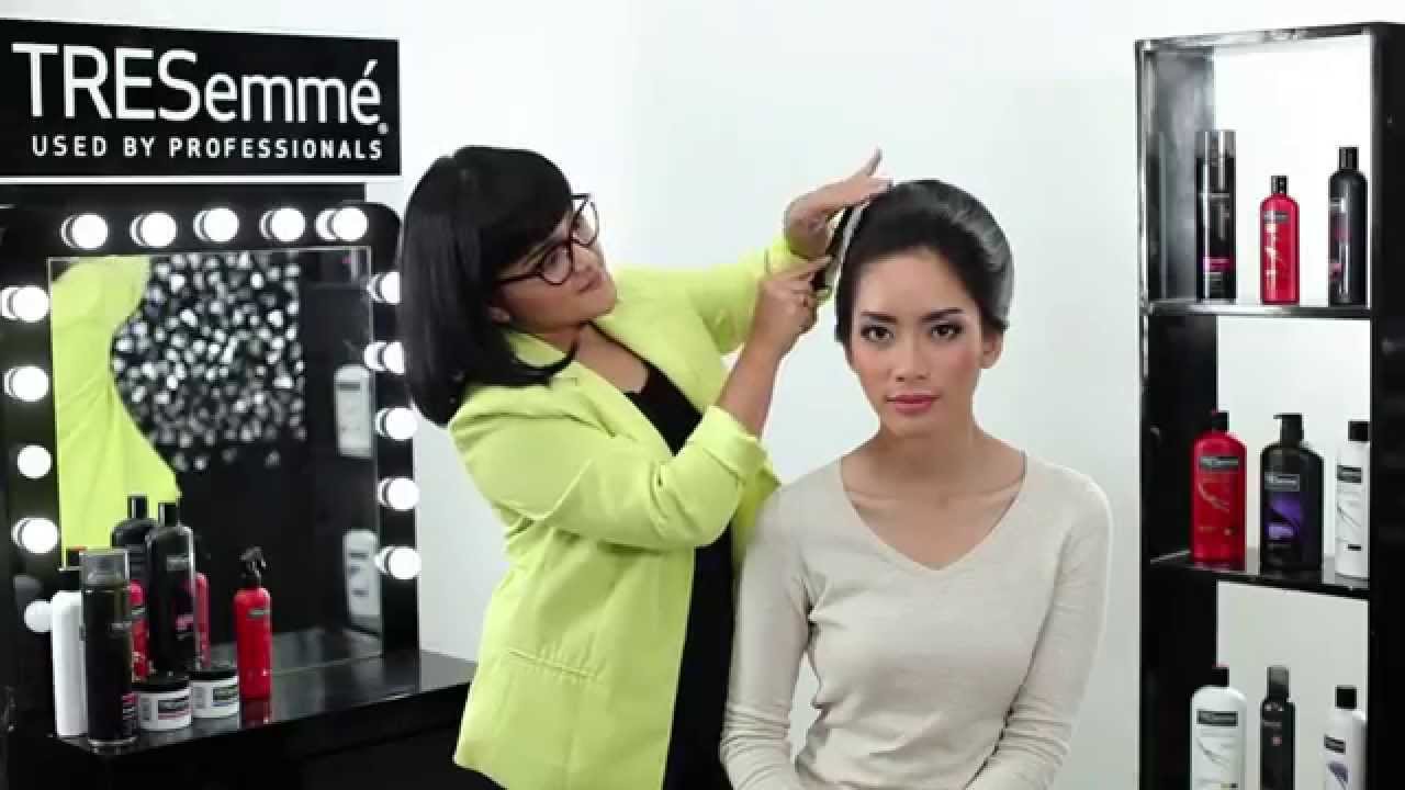 TRESemme Tutorial Expert Talk Modern Kartini Inspired Look