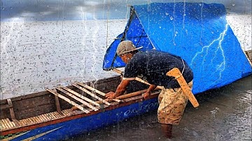 CAMPING HUJAN PETIR DI DANAU TIDUR NYENYAK DALAM PERAHU