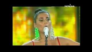 Nelly Furtado - I&#39;m Like a Bird/ Spirit indestructible/ Say it Right LIVE (New wave 2012)