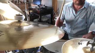 Video thumbnail of "Alan White (Oasis) - D'you Know What I Mean? - 2020"
