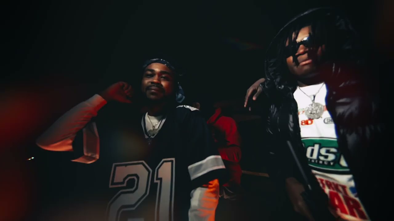 YouTube에서 OGD Ft. 1Hoodrichdee - Bread (Official Music Video) 보기 YouTube에서 OGD Ft. 1Hoodrichdee - Bread (Official Music Video) 보기