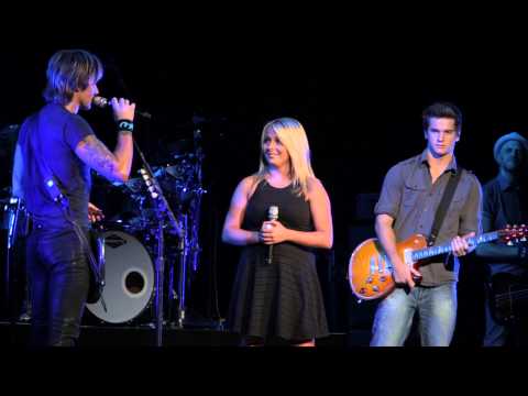 Sammi Rae Seacrist (17) "We Were Us" Duet W/ Keith Urban Virginia Beach