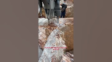 Rock splitting machine, rock splitting machine, drilling and cracking all-in-one machine.