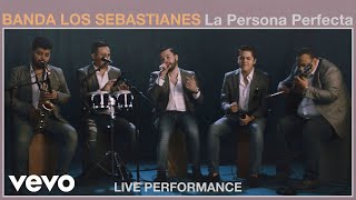 Miniatura de "Banda Los Sebastianes De Saúl Plata - La Persona Perfecta (Live Performance | Vevo)"