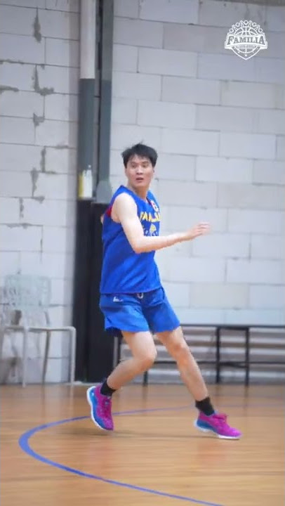 Pacar kamu ganteng? Anak basket bukan? 😝