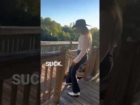 KARENS TEMPER TANTRUM OVER RESTAURANT SEATING