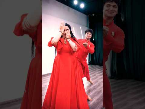 Piya Bawari Cover By LAVNIKING ASHISH PATIL And KHYATI KALIA GUPTA Dance