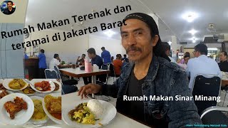 The Sinar Minang Restaurant, Daan Mogot, Grogol is Always Overcrowded with Visitors