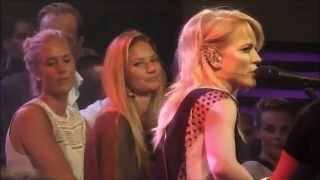 The Common Linnets  Give Me A Reason Live &amp; Het Vertrek Na Afloop Bij RTL Late Night