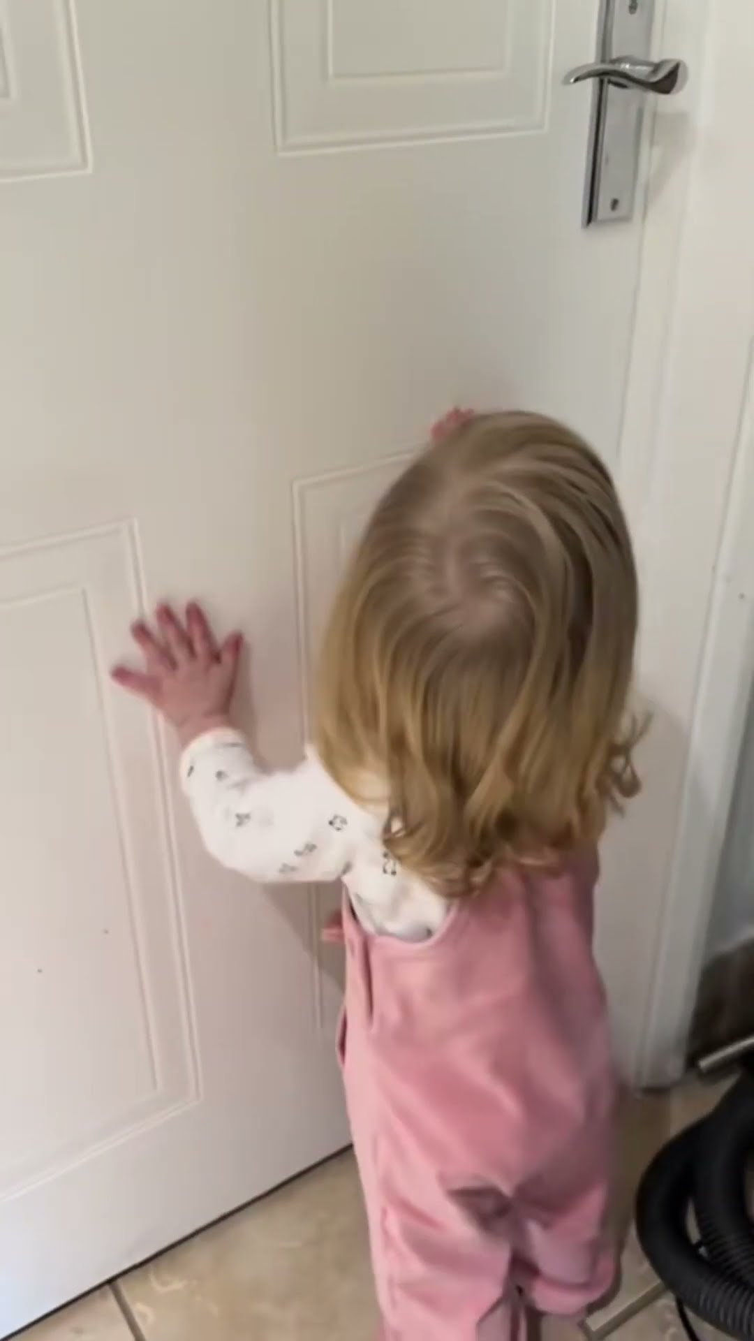 She makes grand dad surprise ❤️