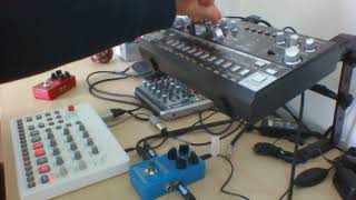 Goa Trance with a tiny setup : Behringer TD3 & Elektron Model:Samples