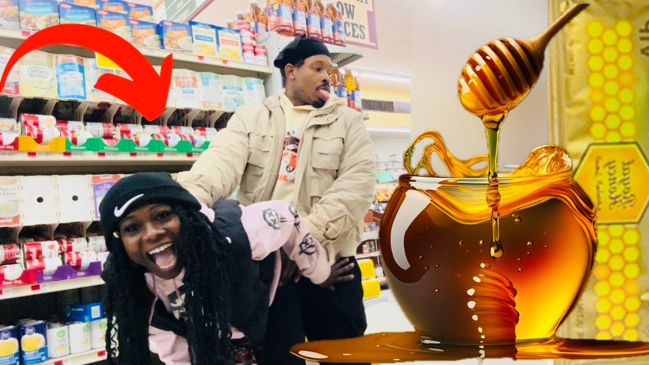 honey-pack-prank-on-boyfriend-in-public-youtube