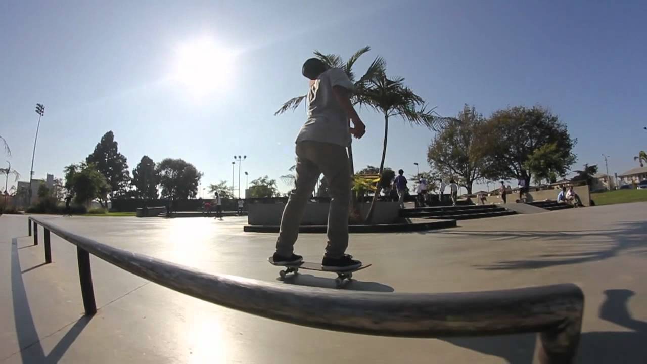 NIGEL ALEXANDER VS. RAFAEL PEREZ - SKATE!!!