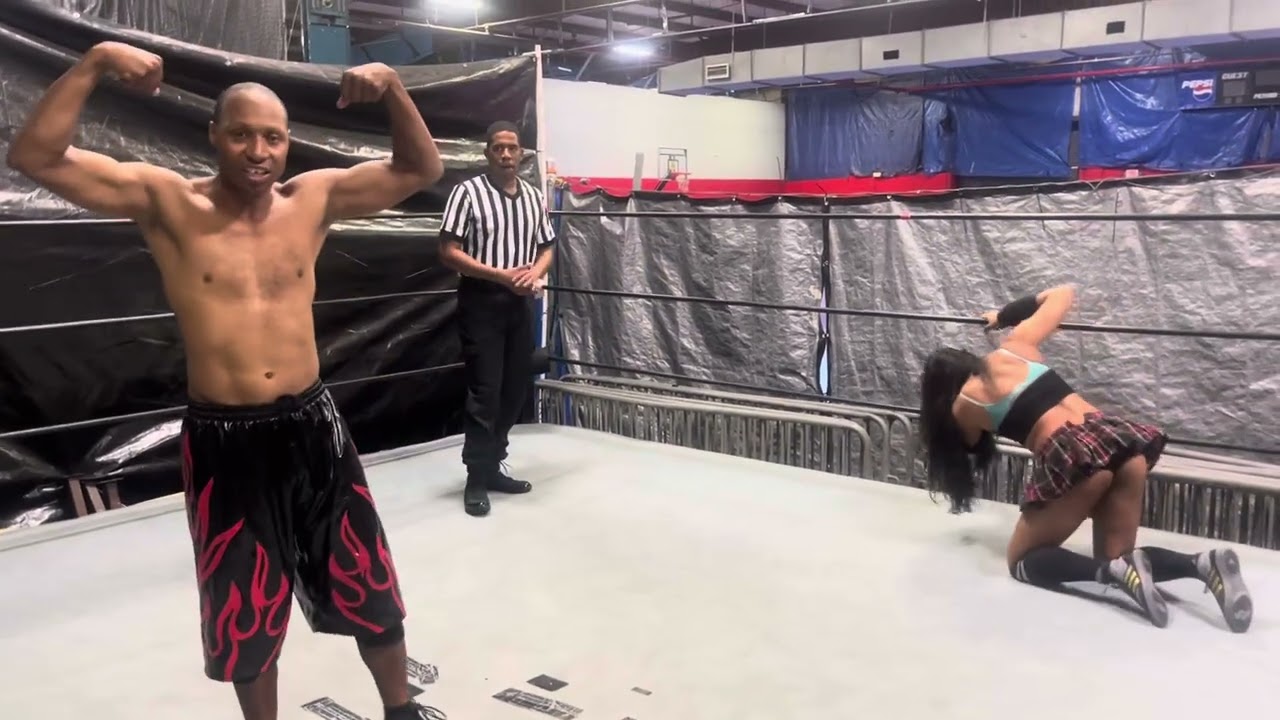 [МЕЖГЕНДЕРНЫЙ МАТЧ] Амира Мун против Джален Уайт