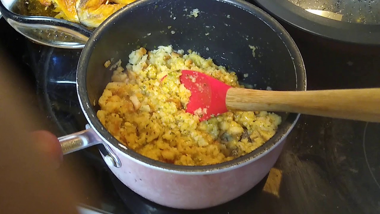 How to make Stove Top Stuffing it's Easy! 😋 YouTube