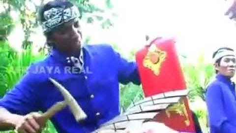 Mrekes Ati  versi. jaranan