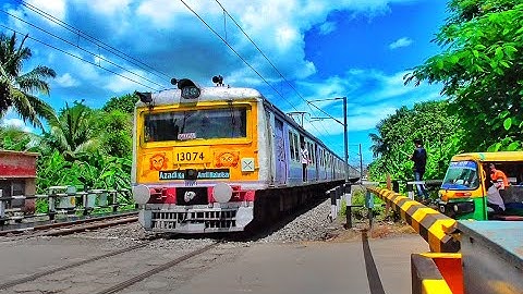 Special Livery Amazing Colourful EMU Local Train Furiously Skip Between Railgate | Eastern Railways