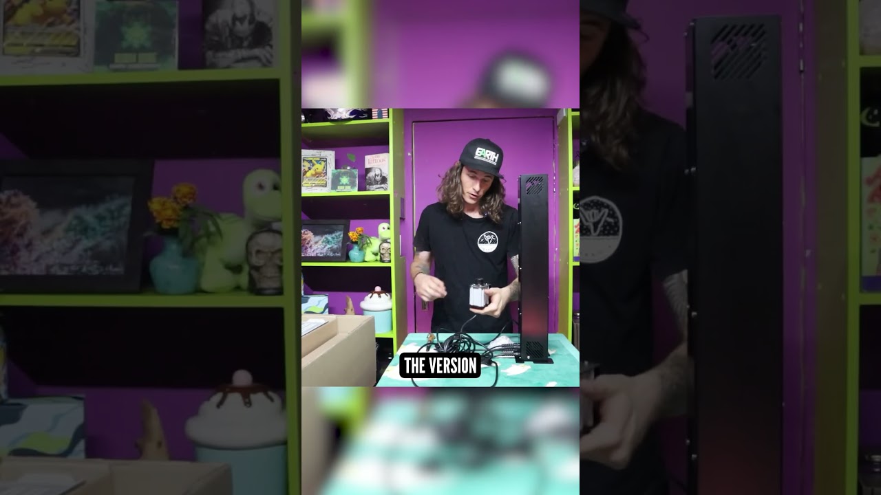 Unboxing the Earth Axis Pro 560w from Energy Wise Systems