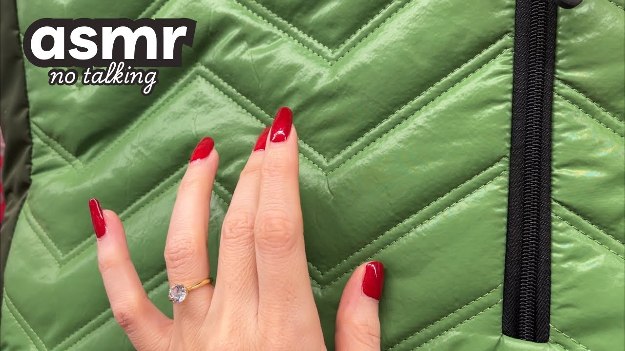 ASMR * Tracing in Public 🤤