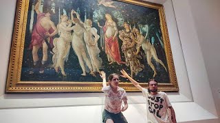 Cibler l'art pour alerter : des militants écologistes collent leur main sur un tableau de Botticelli