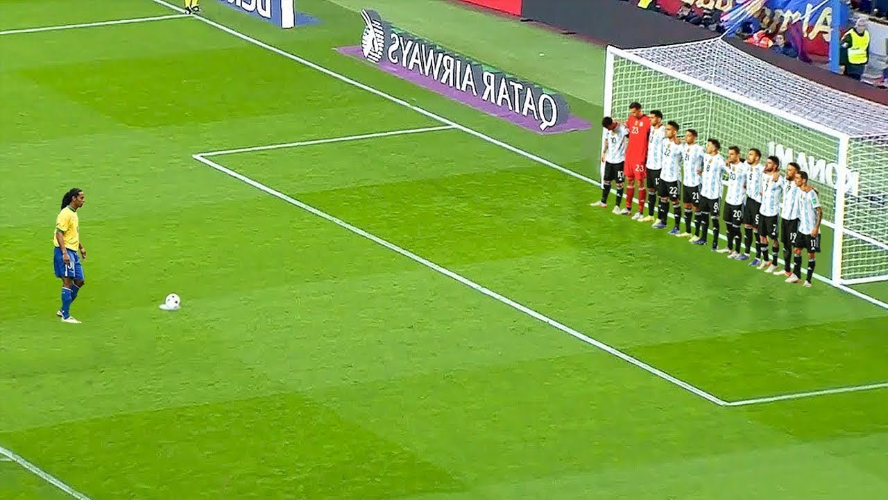 10 GOLS DO RONALDINHO QUE CHOCARAM O MUNDO