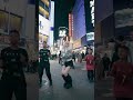 海外の男の子たちと踊ってみた！UNI - Kitty #shorts