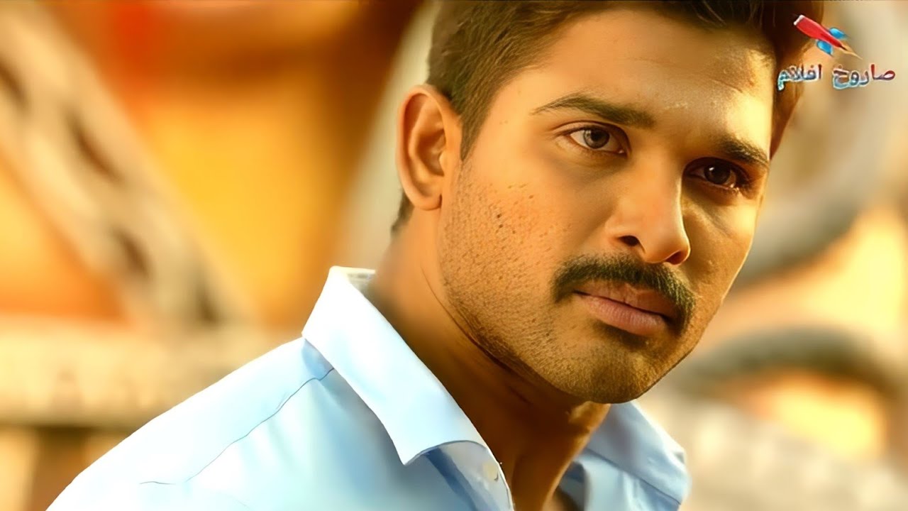 شاب متهور ومجنون بيكره اخوه جدا لكن لما بيعرف انهم عوزين يقتلوه بيتحول لغول مدمر وبينتقم منهم كلهم 💪