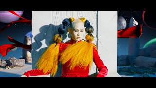 Смотреть клип Grimes - Delete Forever (Official Video)