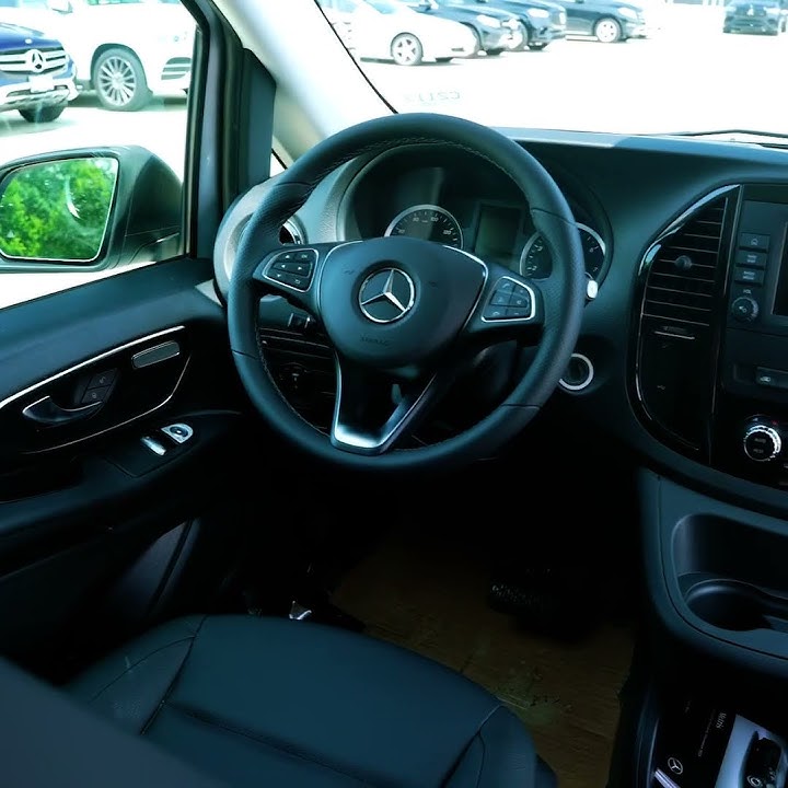 Mercedes-Benz Metris Passenger Van