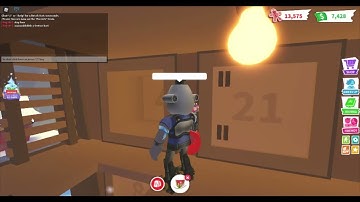 Adopt me advent calendar 2021 | Day 4: Festive top hat