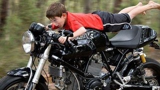 Новички на мотоцикле / beginners on motorcycle