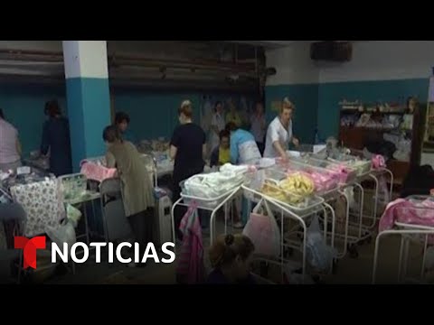 Bebés nacen en una maternidad improvisada en un refugio antibombas en Ucrania | Noticias Telemundo