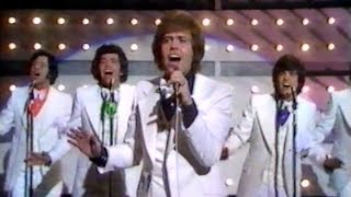 The Osmonds - &quot;Love Me For A Reason&quot;
